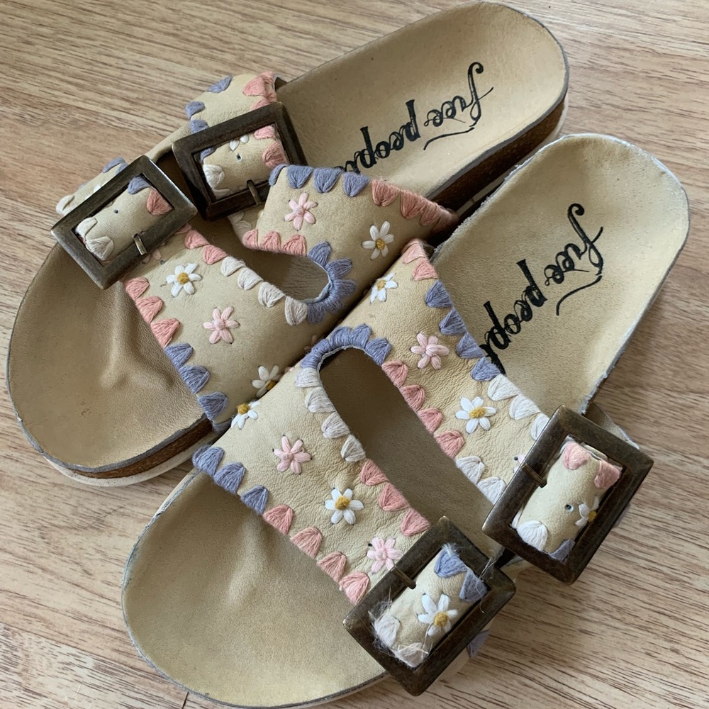Free People Floral Embroidered Flower Power Birkenstock Sandal Slides Brand New